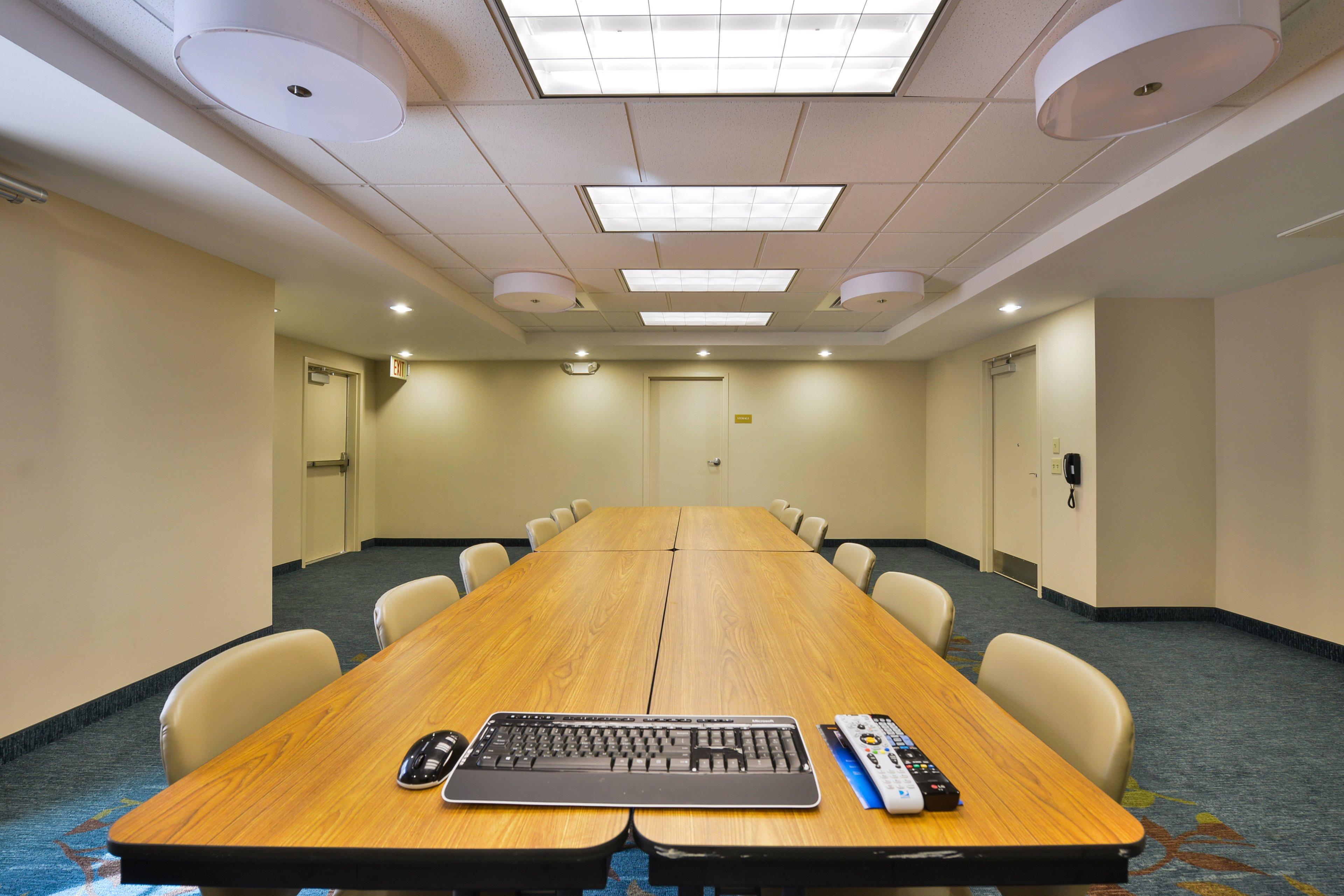 Hotel Candlewood Harrisburg-hershey By Ihg Harrisburg